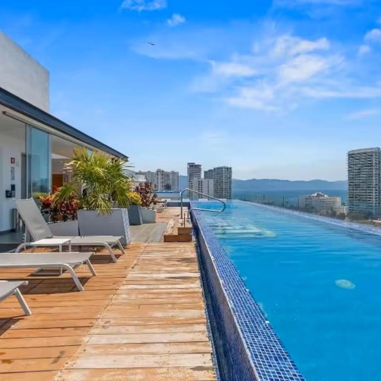 Modern condo loft in Zoho Skies with a roof pool - Two-Bedroom Apartment - 32