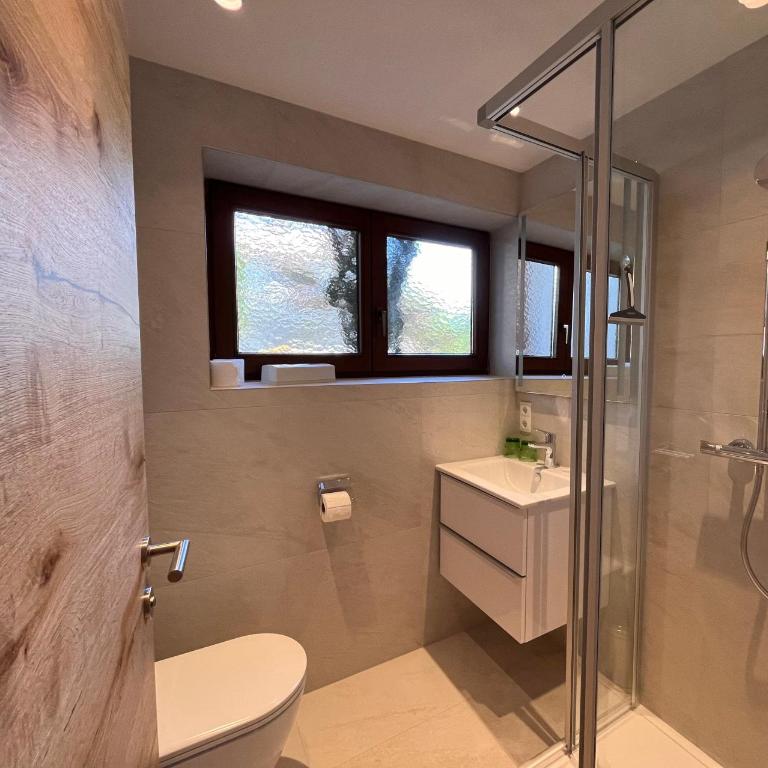 Alpenherz Ferienwohnungen - Appartamento con 2 Camere da Letto e Terrazza - 7