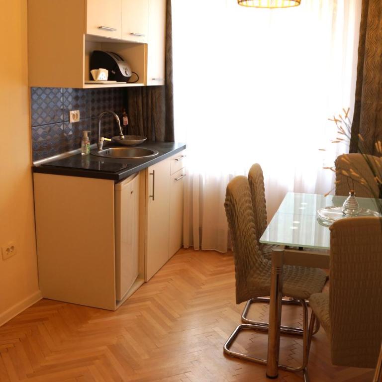 Čaršija Visoko - Two-Bedroom Apartment - 6