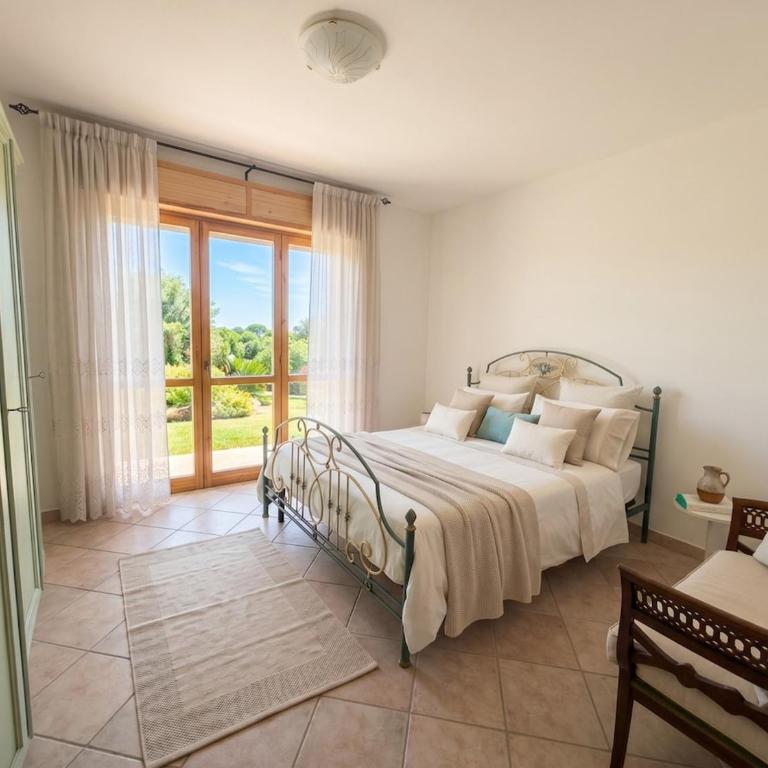Villa Garden Spacious accommodations with a private garden in the heart of Alghero - Villa with Garden View - 14