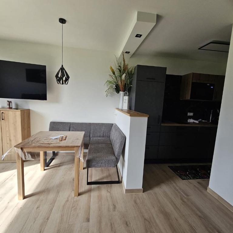Bergpanorama zum Grimming Appartement Ferienwohnung Pichlarn - Apartamento de 1 dormitorio - 13