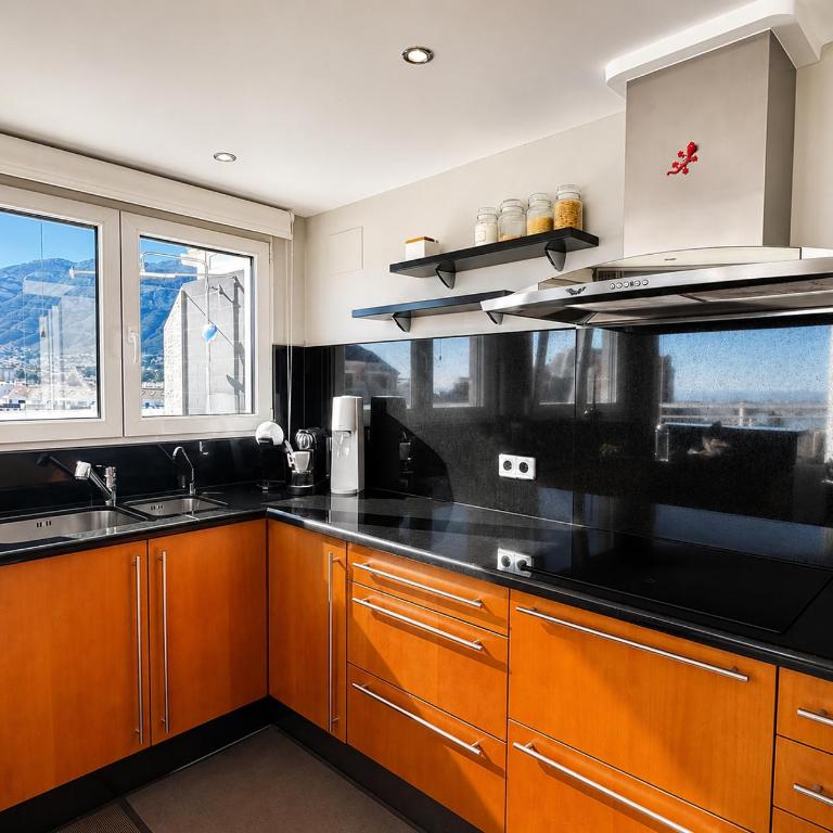 Ático Prestige Dénia con gran terraza, jacuzzi y ubicación céntrica con vistas al mar by Family Homes Rentals - Apartamento tipo ático de 4 dormitorios - 26