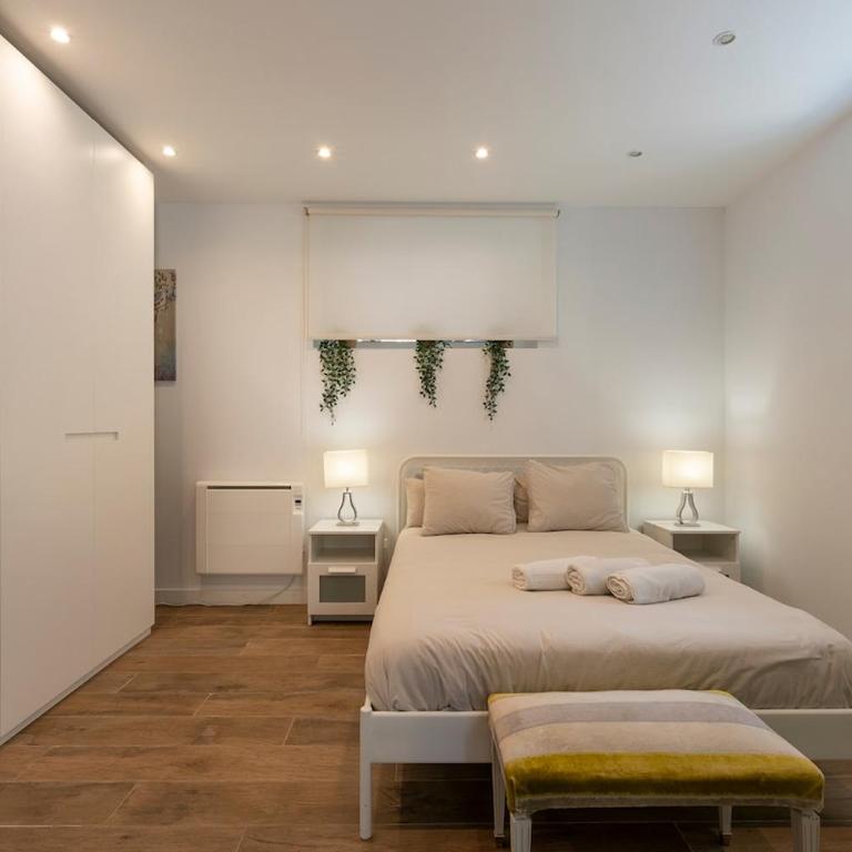 Encantador apartamento con jardín privado - One-Bedroom Apartment - 1
