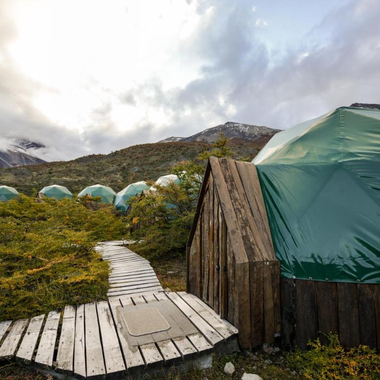 EcoCamp Patagonia - Basic Double or Twin Room with Shared Bathroom - 9