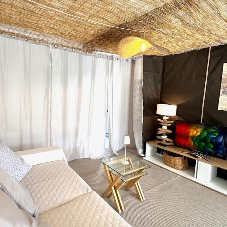 Maison avec terrasse proche piste cyclable et remparts - One-Bedroom House - 10