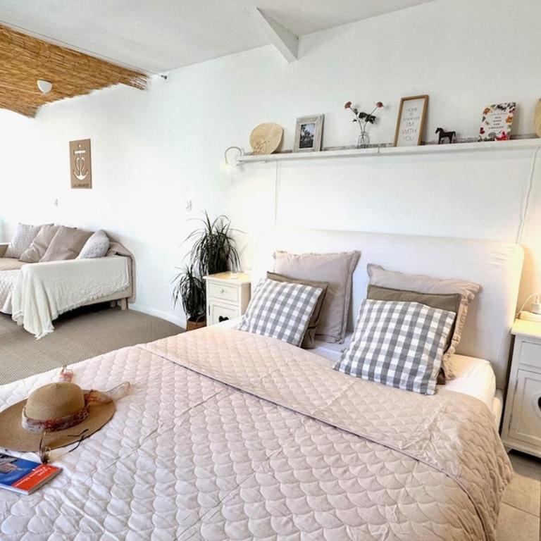 Maison avec terrasse proche piste cyclable et remparts - One-Bedroom House - 12