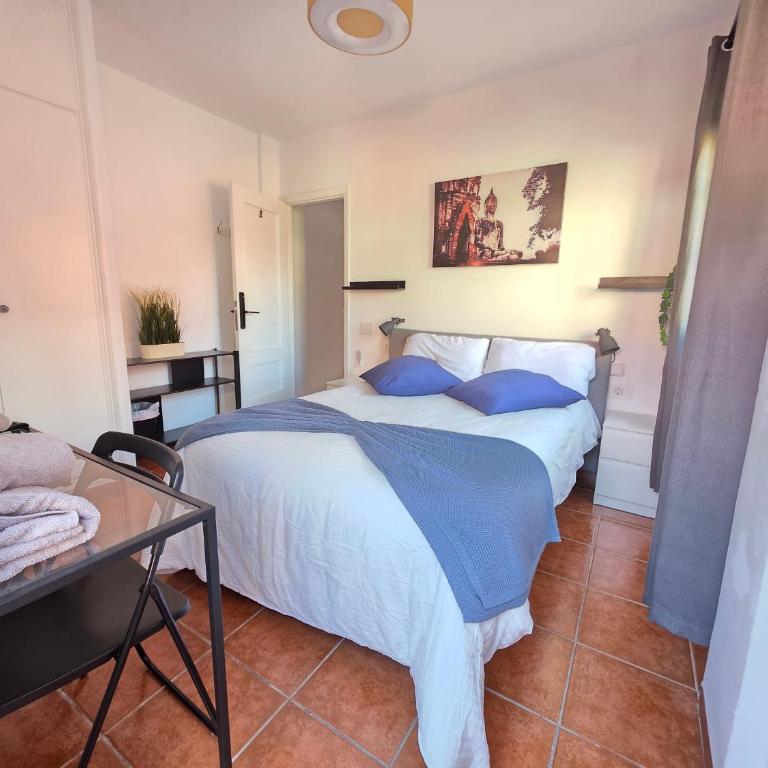 Alojamiento La Concha - Habitación Doble con terraza - 7