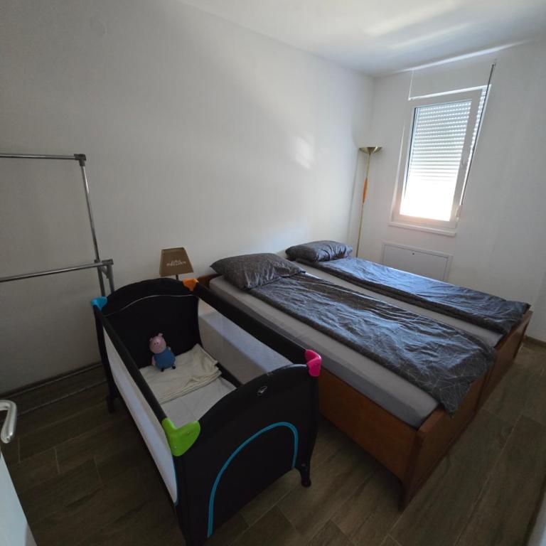 Apartman Una - Apartman s 1 Spavaćom Sobom i Balkonom - 2