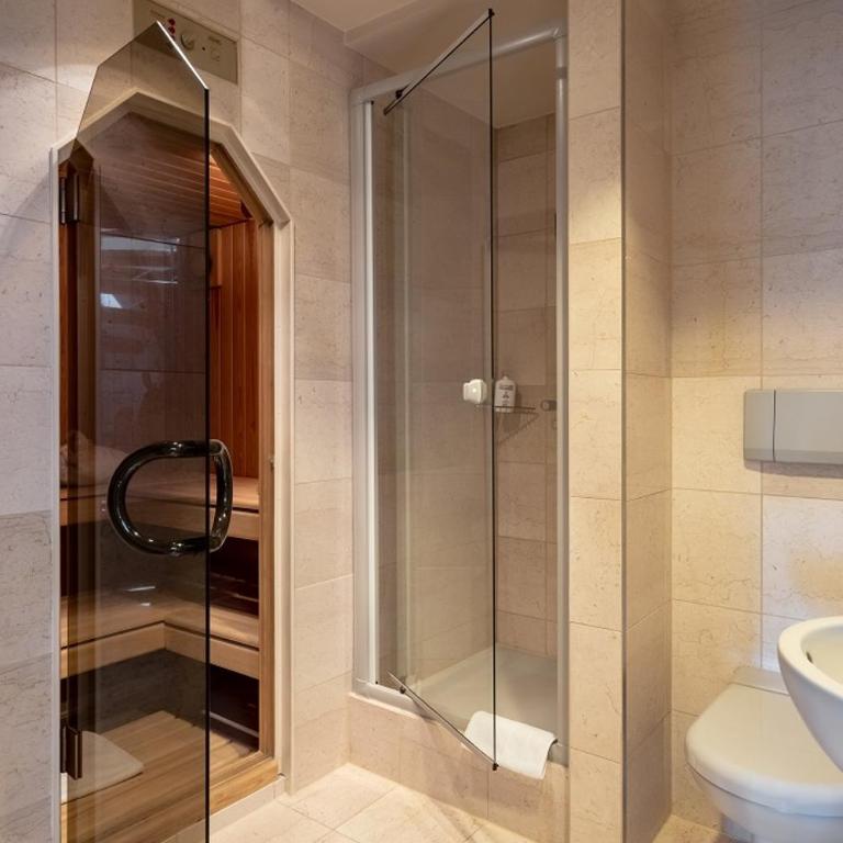 Carlton-Europe Vintage Adults Hotel - Executive Suite with Rooftop Terrace - 16