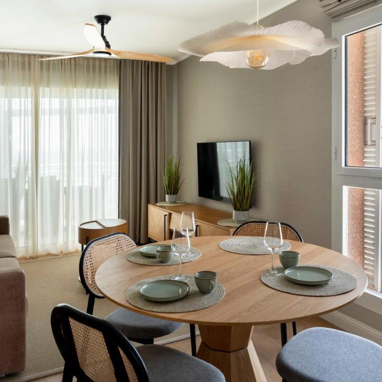 NEW SEAVIEW & SKY APARTMENT Playa De Oro 13rd floor con Parking - Apartamento de 2 dormitorios - 5