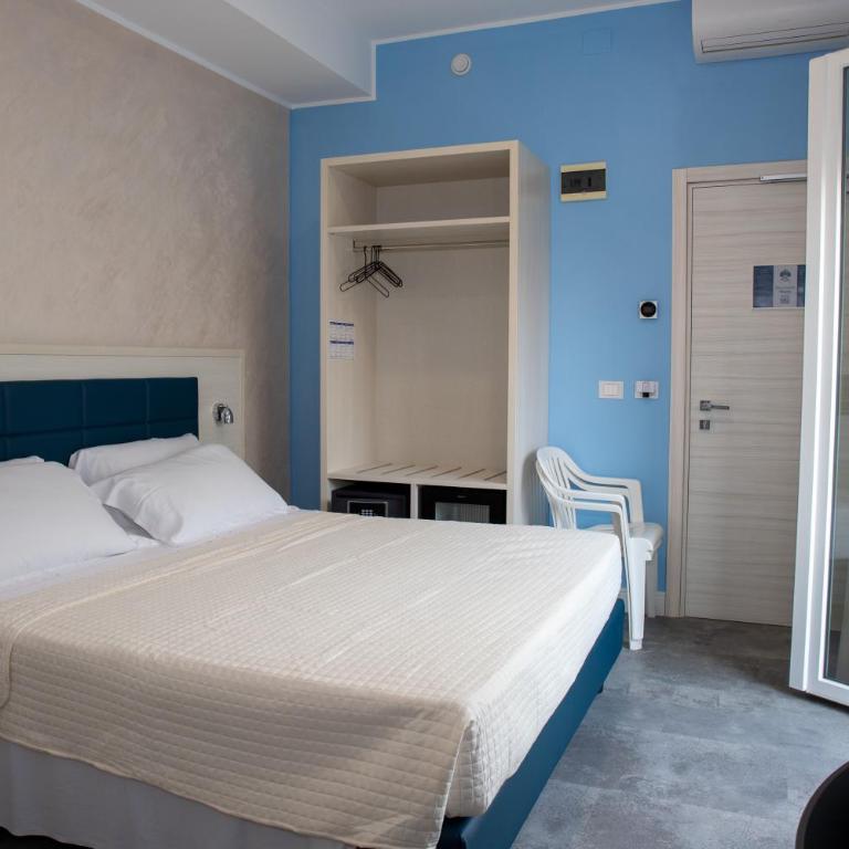 Hotel Villa Irene & Spa - Camera King con Balcone - 4