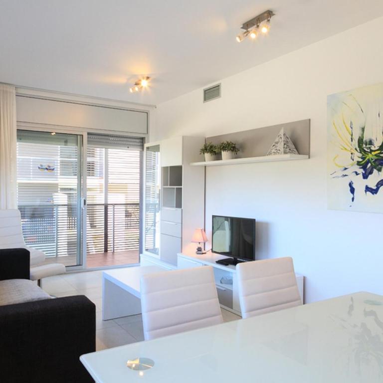 UHC Paradise Village Family Complex Superior - Two-Bedroom Apartment - 6