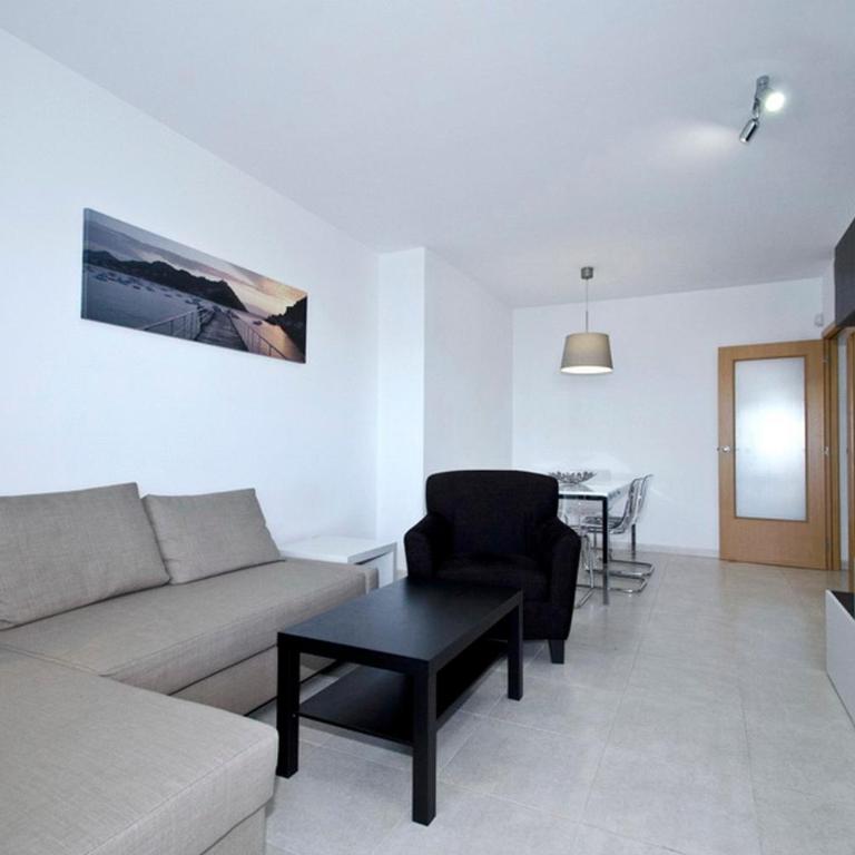 UHC Paradise Village Family Complex Superior - Two-Bedroom Apartment - 9