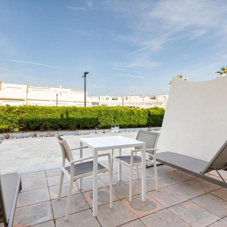 Naturiste Cap d'Agde Jardin d'Eden 105-Couples Only- Swimming Pool Jaccuzzi - Apartment - 16