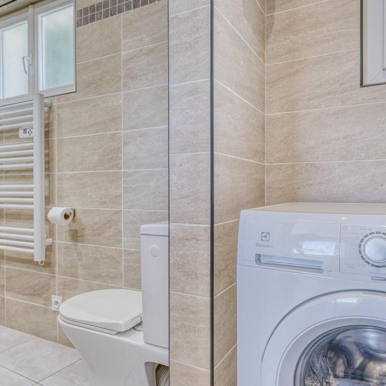 Appartement Climatisé Centre du Lavandou, Proche Plage - FR-1-816-6 - Apartment - 9