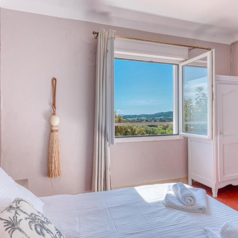 Hôtel Paradis - Chambre Double - Vue sur Mer - 1
