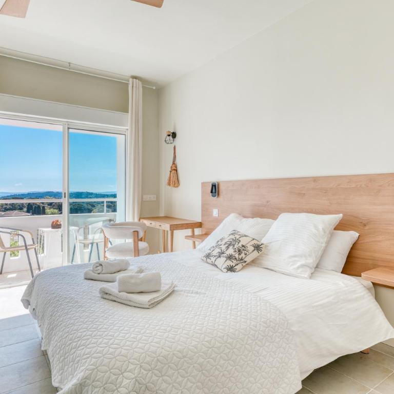 Hôtel Paradis - Chambre Double Deluxe avec Balcon - Vue sur Mer - 1