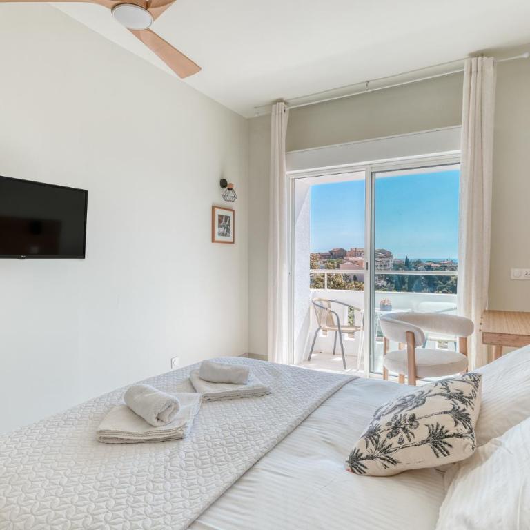 Hôtel Paradis - Chambre Double Deluxe avec Balcon - Vue sur Mer - 2