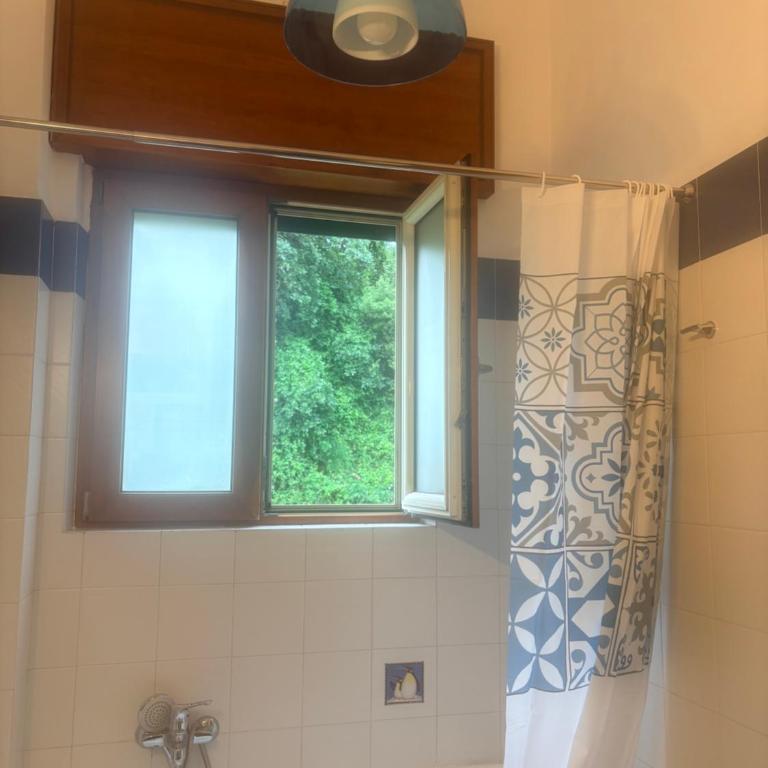 Cecilias House - Camera Matrimoniale con Bagno Privato - 4