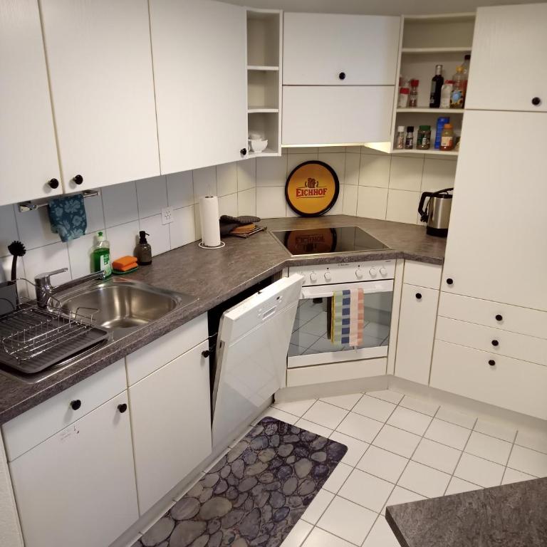 Central 4, pretty two room apartment, free bus, city tax included - Apartment mit 2 Schlafzimmern - 8