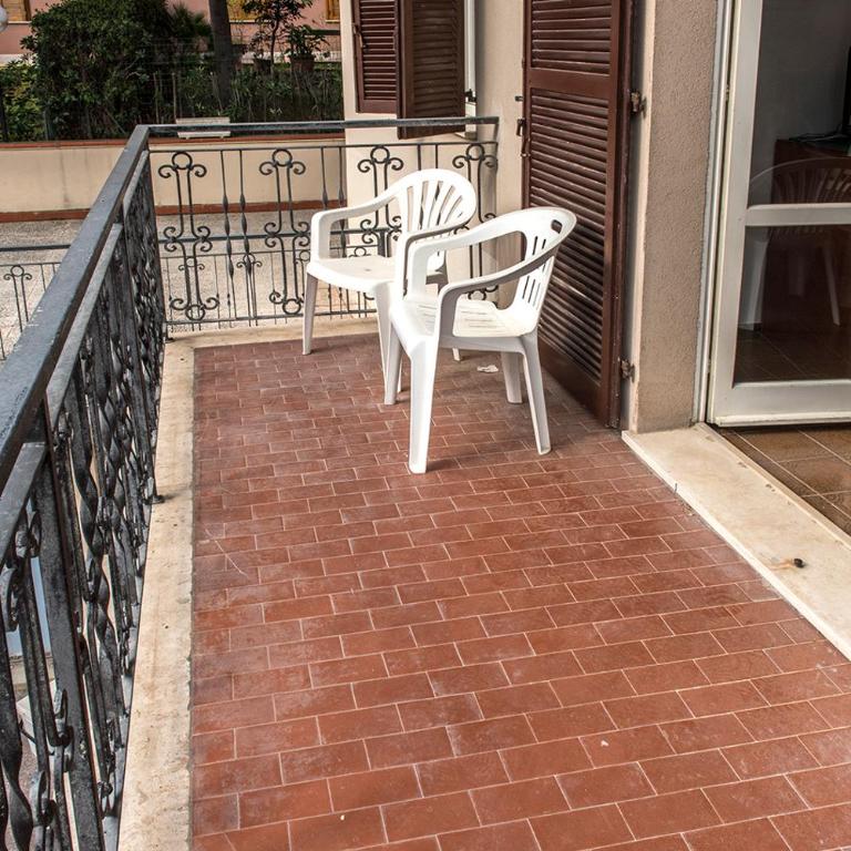 M349 - Marcelli, trilocale con terrazzo a 200mt dal mare - Appartamento con 2 Camere da Letto - 8
