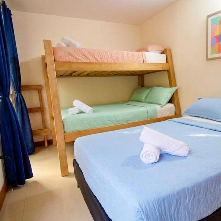 RentalsOP AN03 Apto tipo hotel, caminando al centro, cerca al Metro tranvía, minutos del estadio y poblado, la mejor ubicación en Medellin - Apartamento de 2 dormitorios - 2