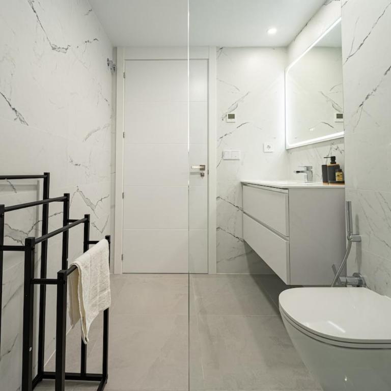 Brand New Luxury Apartment with Private Jacuzzi - Apartamento de 3 dormitorios - 12