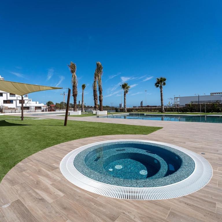 Brand New Luxury Apartment with Private Jacuzzi - Apartamento de 3 dormitorios - 39