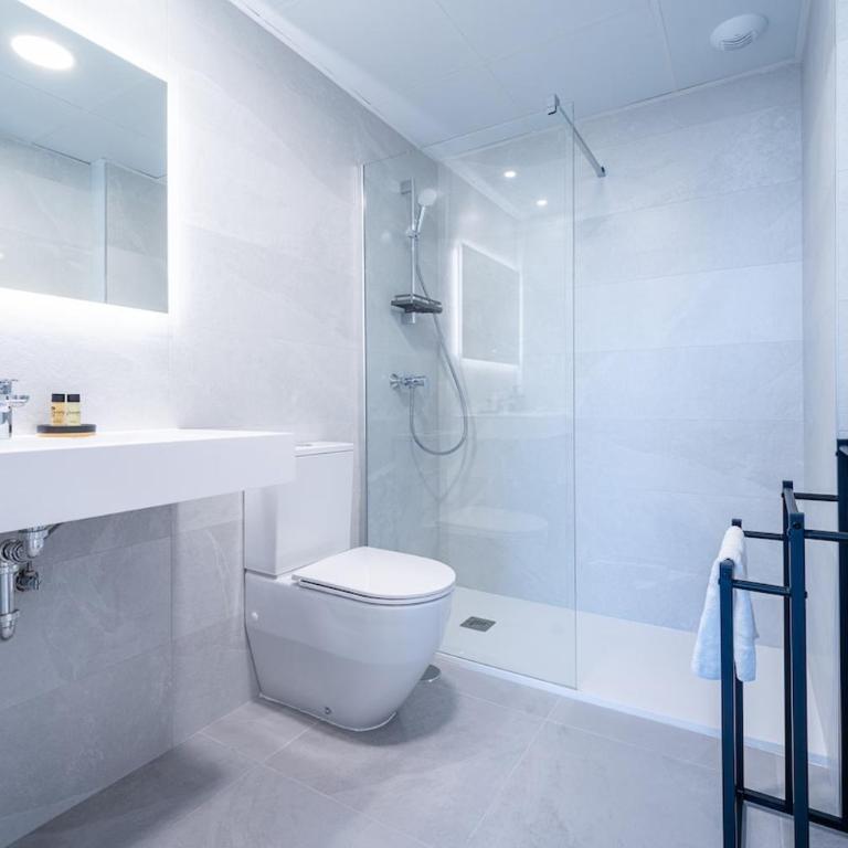 Brand New Luxury Apartment with Private Jacuzzi - Apartamento de 3 dormitorios - 46