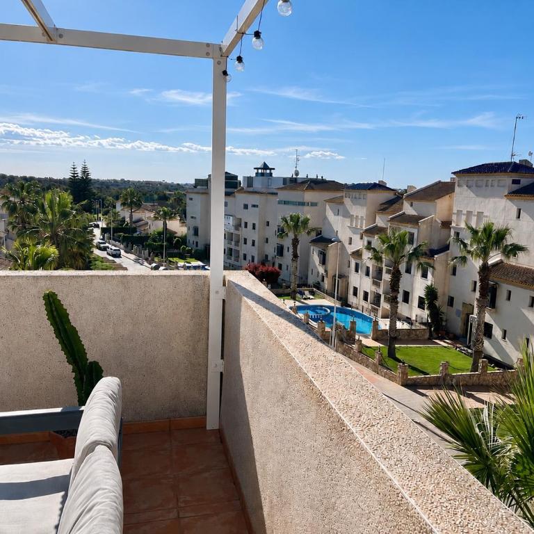 Private Solarium - Golf and Pool View - Las Ramblas 830 - Apartamento de 2 dormitorios - 8