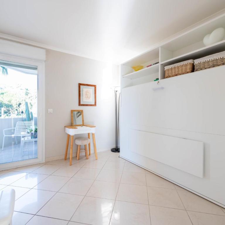 3-Br Apartment Sea View Swimming Pool - Appartement - 80