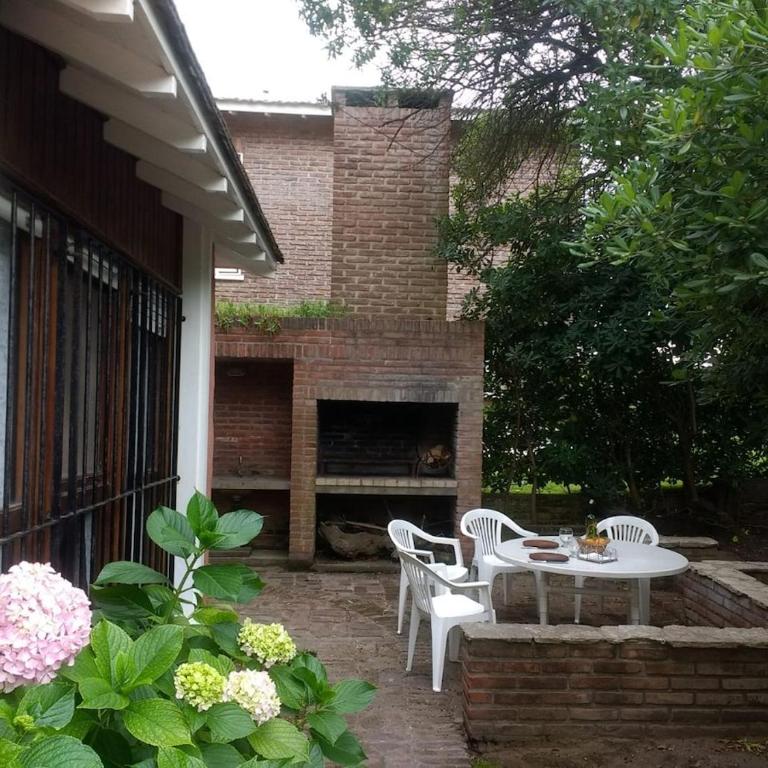 Casa Grande en Pinamar frente al mar - ideal familiar - Casa de 6 dormitorios - 6