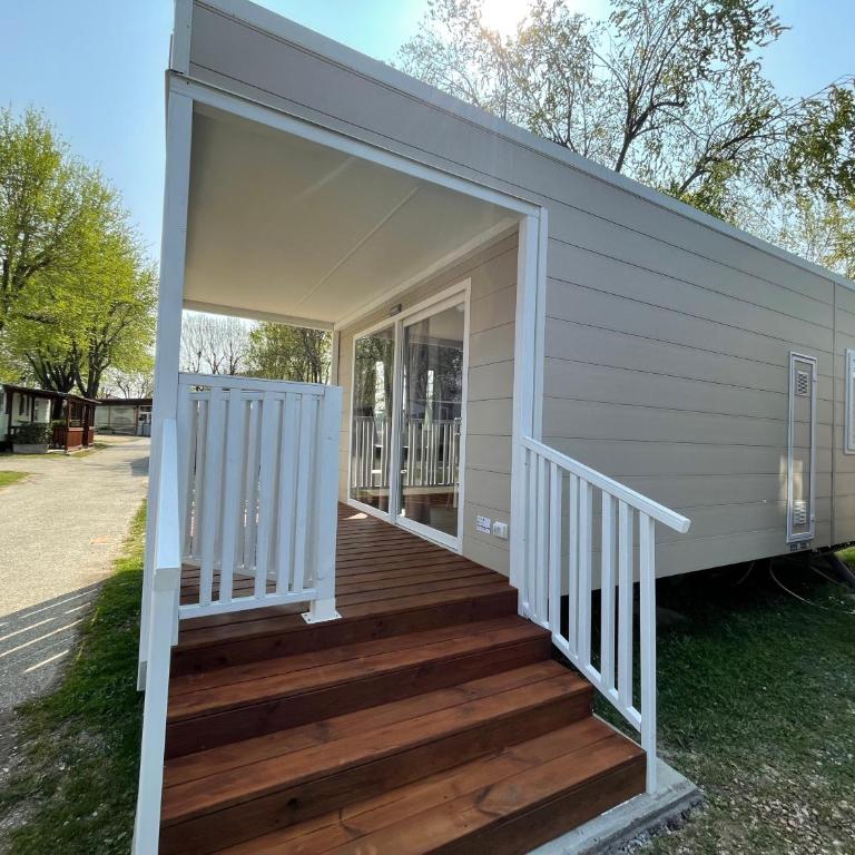 Campeggio Amici di Lazise - Casa Mobile con 2 Camere da Letto - 1