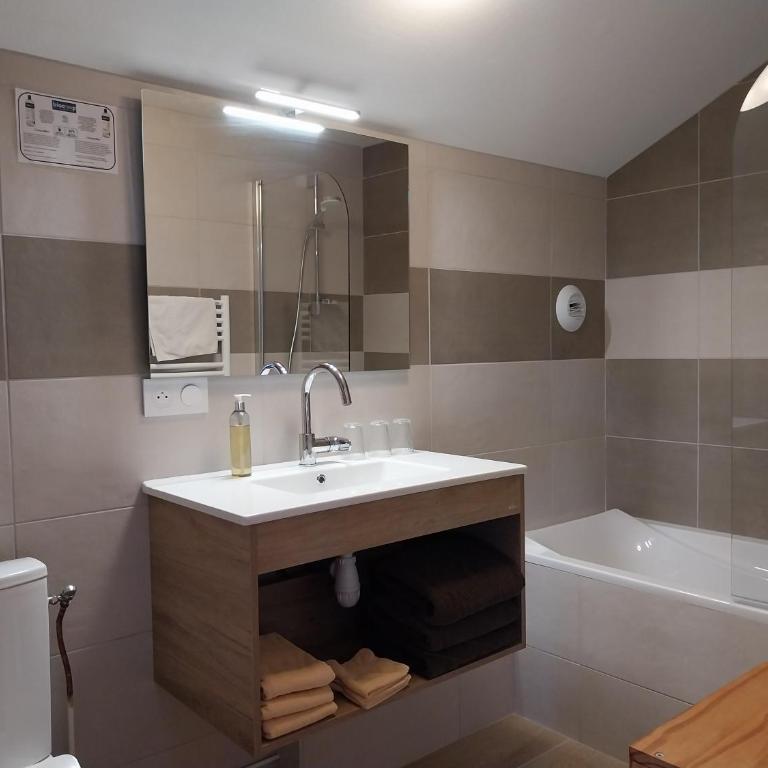 Hôtel Bellier - Chambre Triple Confort - 4