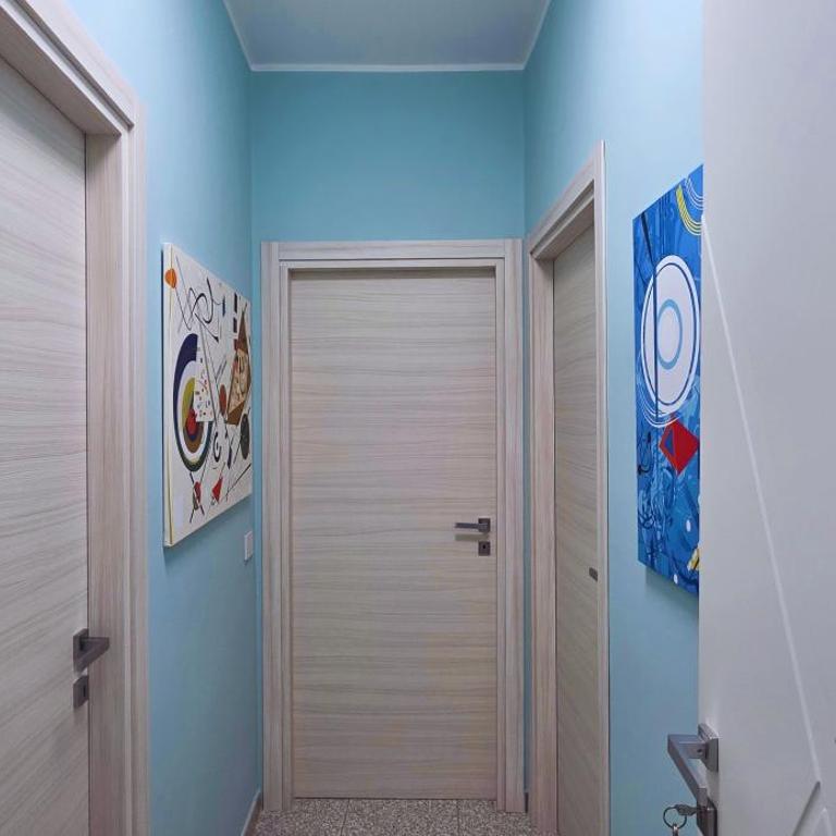 DANIEL SUPERIOR APARTMENTS - Tropea City Center - 250m from the Train Station - Two-Bedroom Apartment with Balcony - 21