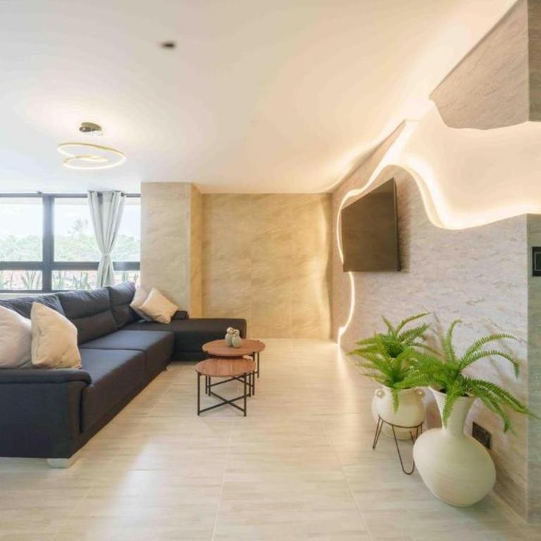 3 bedroom apartment, one block from lleras park p12 in medellin - Three-Bedroom Apartment - 5