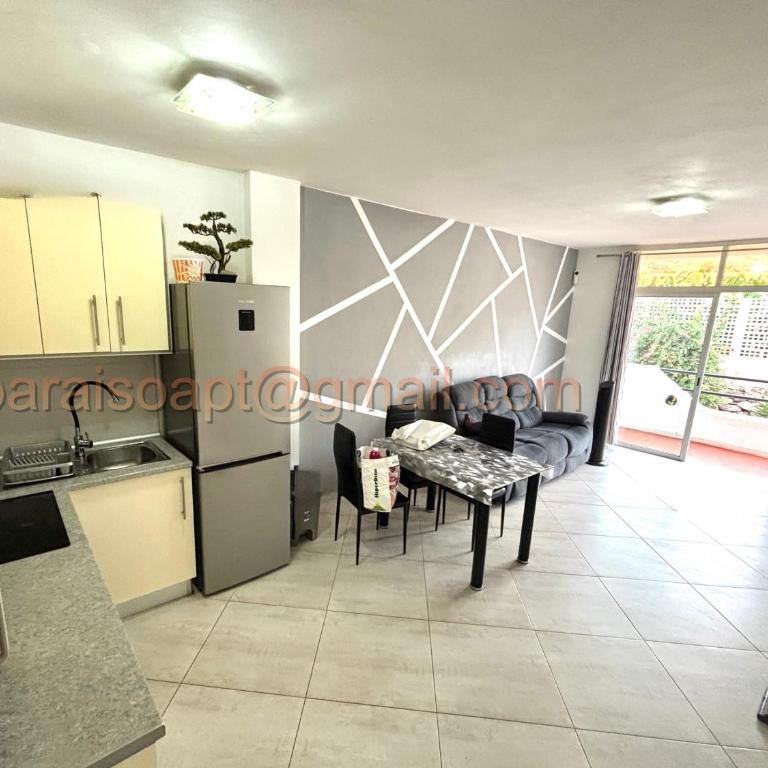 Paraiso Apartment 1km walk to beach - Apartamento de 1 dormitorio con balcón y vistas a la montaña - 3
