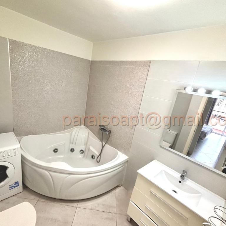 Paraiso Apartment 1km walk to beach - Apartamento de 1 dormitorio con balcón y vistas a la montaña - 6