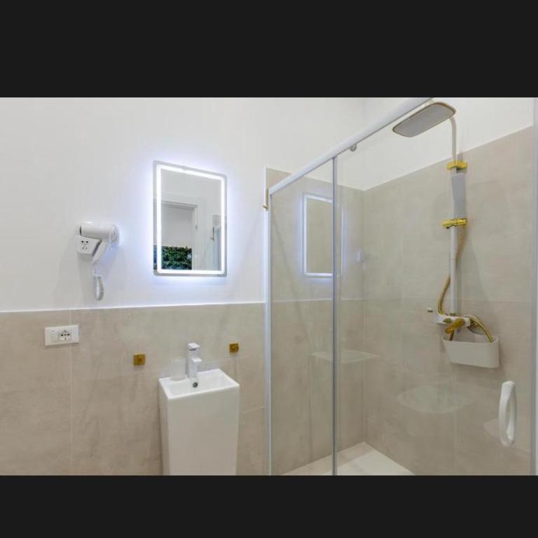 Ballarò Sunny Rooms - Camera Deluxe - 6