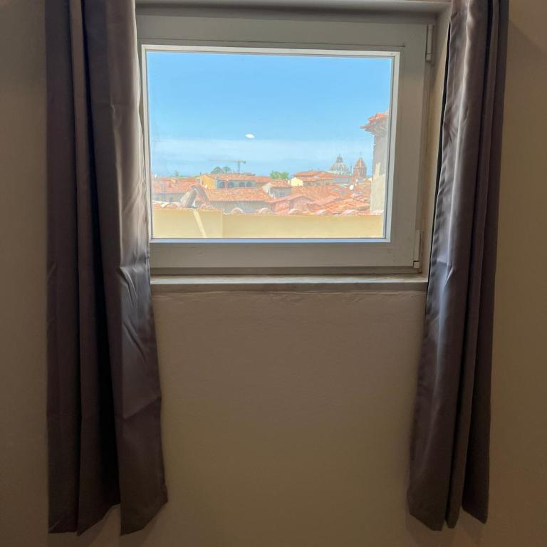 La Dolce Vista Appartamento Pisa Centro - Suite con Terrazza - 16