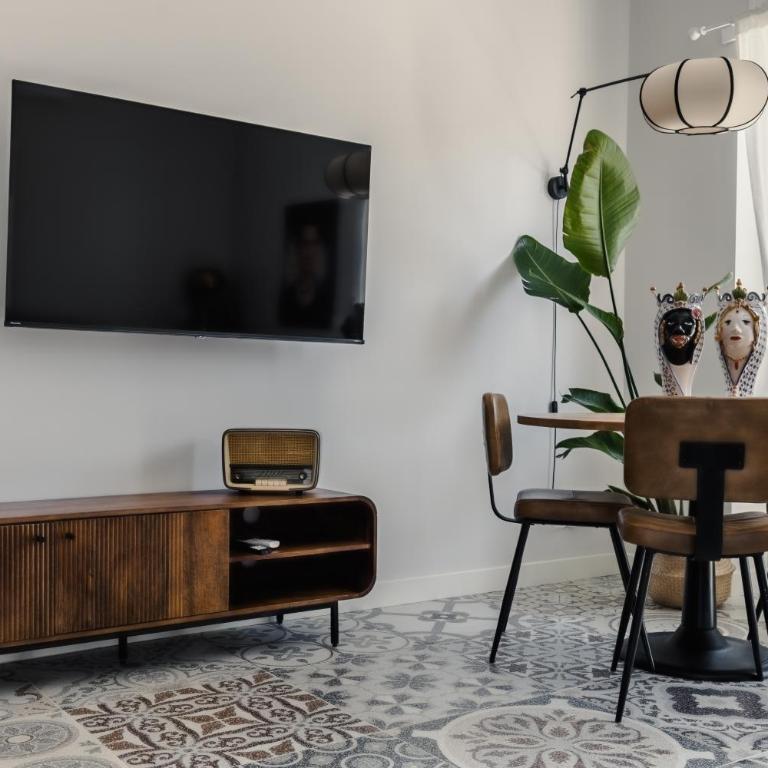 La Graniglie-Holiday Apartment - Monolocale con Balcone - 16