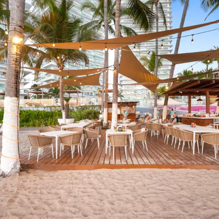Beachfront Icon Vallarta Condos - Four-Bedroom Luxury Apartment - 4