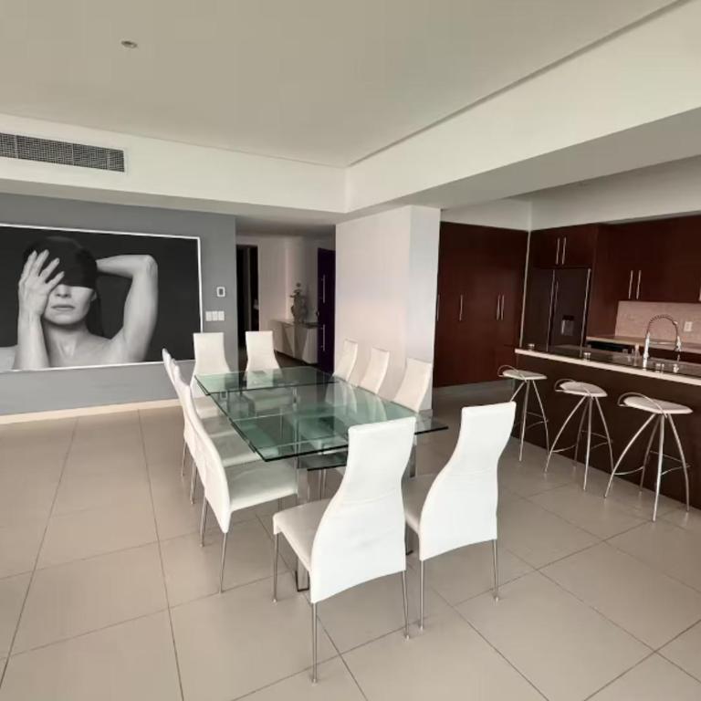 Beachfront Icon Vallarta Condos - Four-Bedroom Luxury Apartment - 22