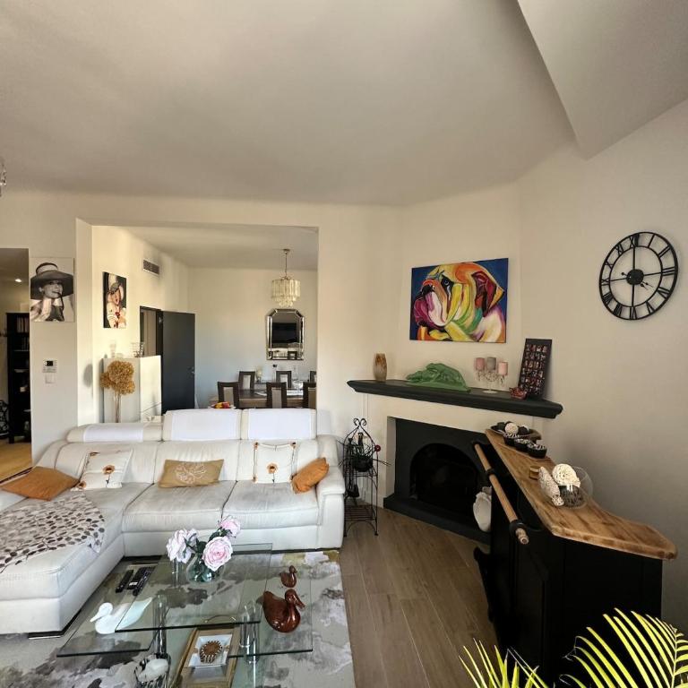 Appart 128m2 St Raph Centre, 400m des plages - Apartment mit 3 Schlafzimmern - 7