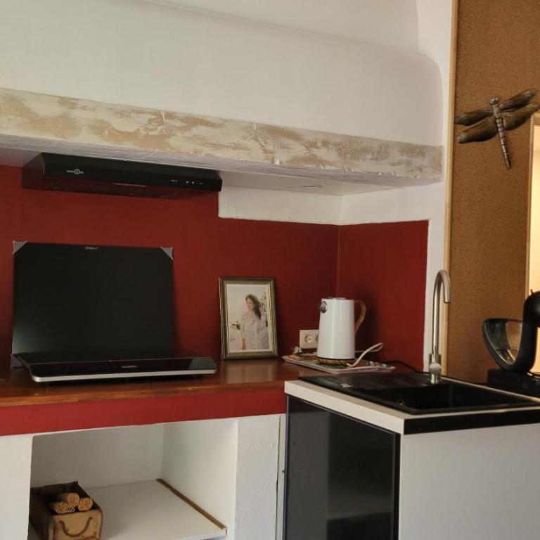 Saint Pierre chambres d'hôtes - Doppelzimmer mit Poolblick - 8