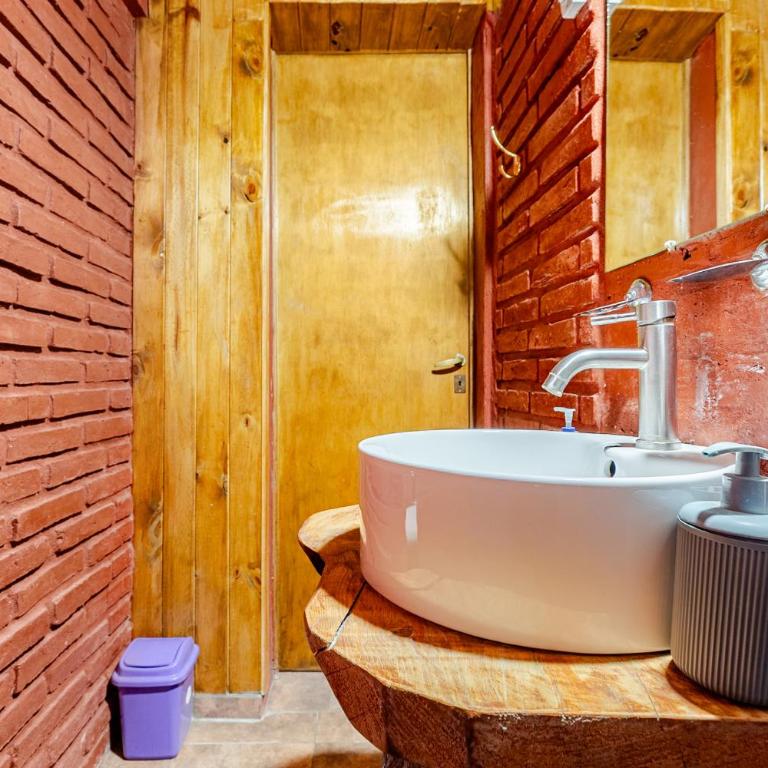 Complejo Ermitazh - Two-Bedroom Bungalow - 5