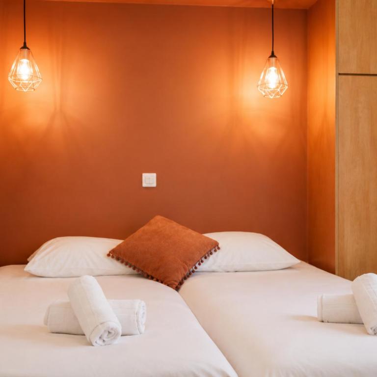 Les 15 Pins & La Mer - Piscines, Plage à 5min, Climatisation - Appartement - Rez-de-Chaussée - 24