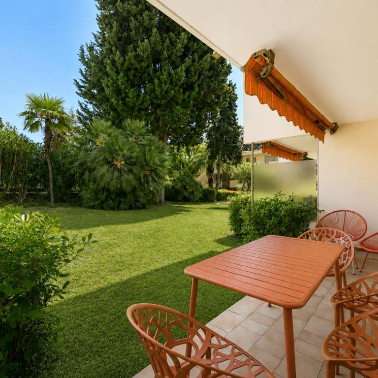 Les 15 Pins & La Mer - Piscines, Plage à 5min, Climatisation - Appartement - Rez-de-Chaussée - 2