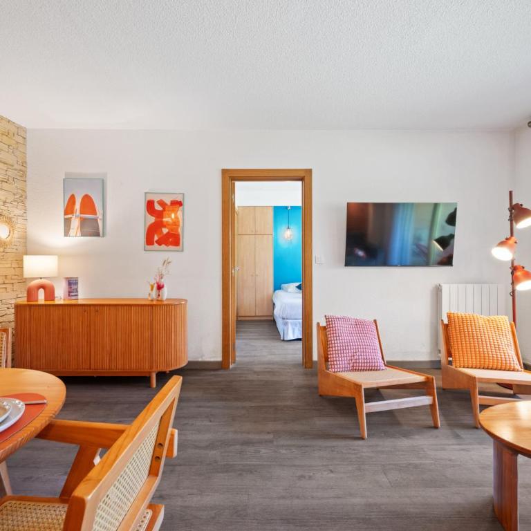 Les 15 Pins & La Mer - Piscines, Plage à 5min, Climatisation - Appartement - Rez-de-Chaussée - 3