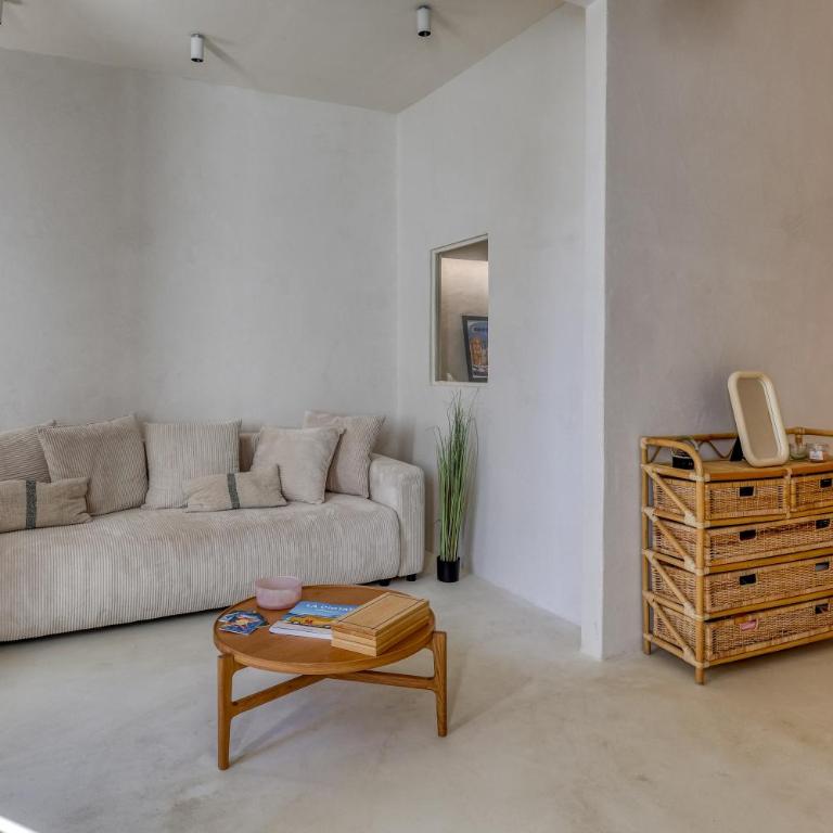 appartement entierement rénové près du port - Apartment mit 2 Schlafzimmern - 4